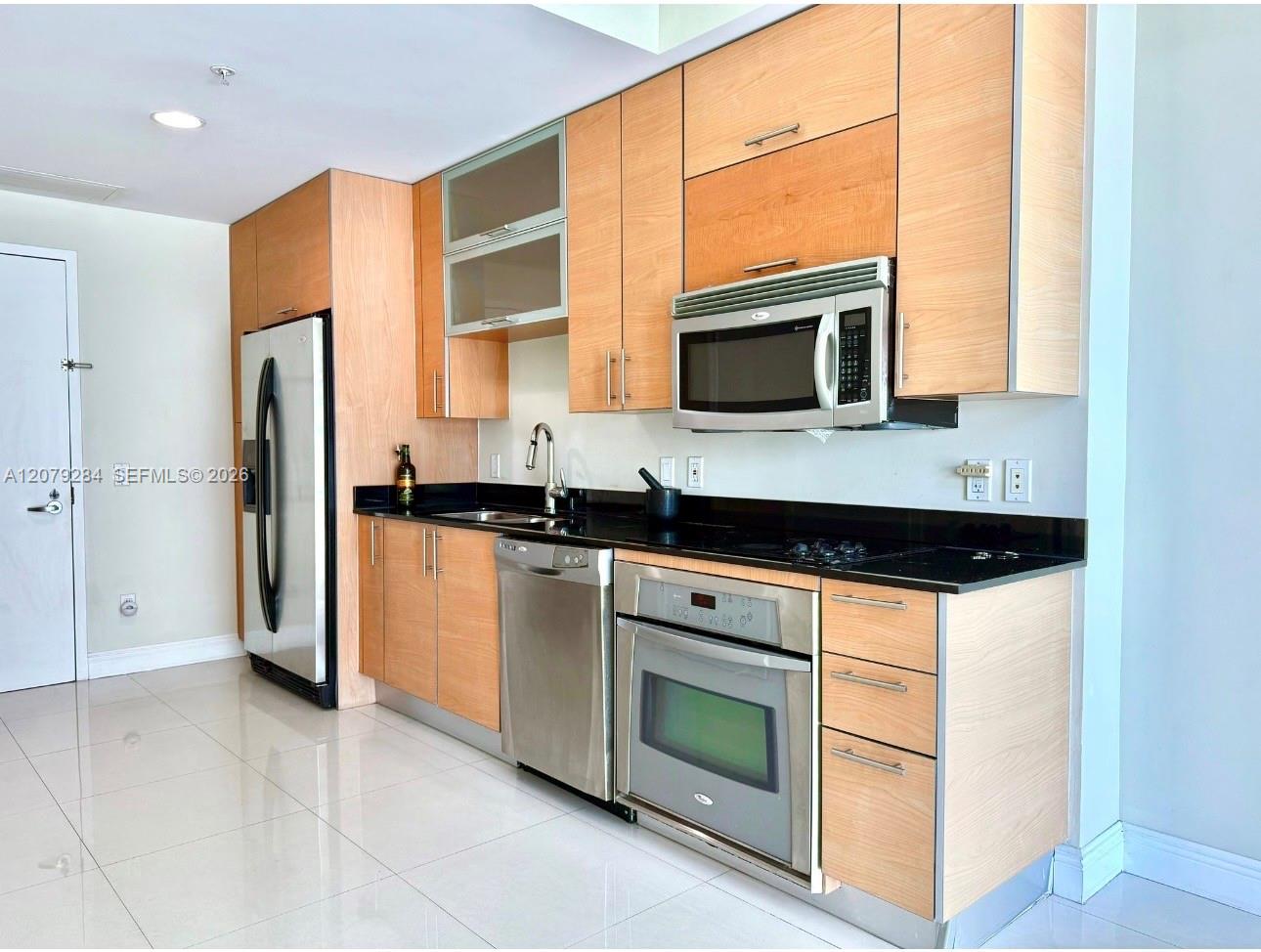 60 SW 13th St # 1808 — Photo 3