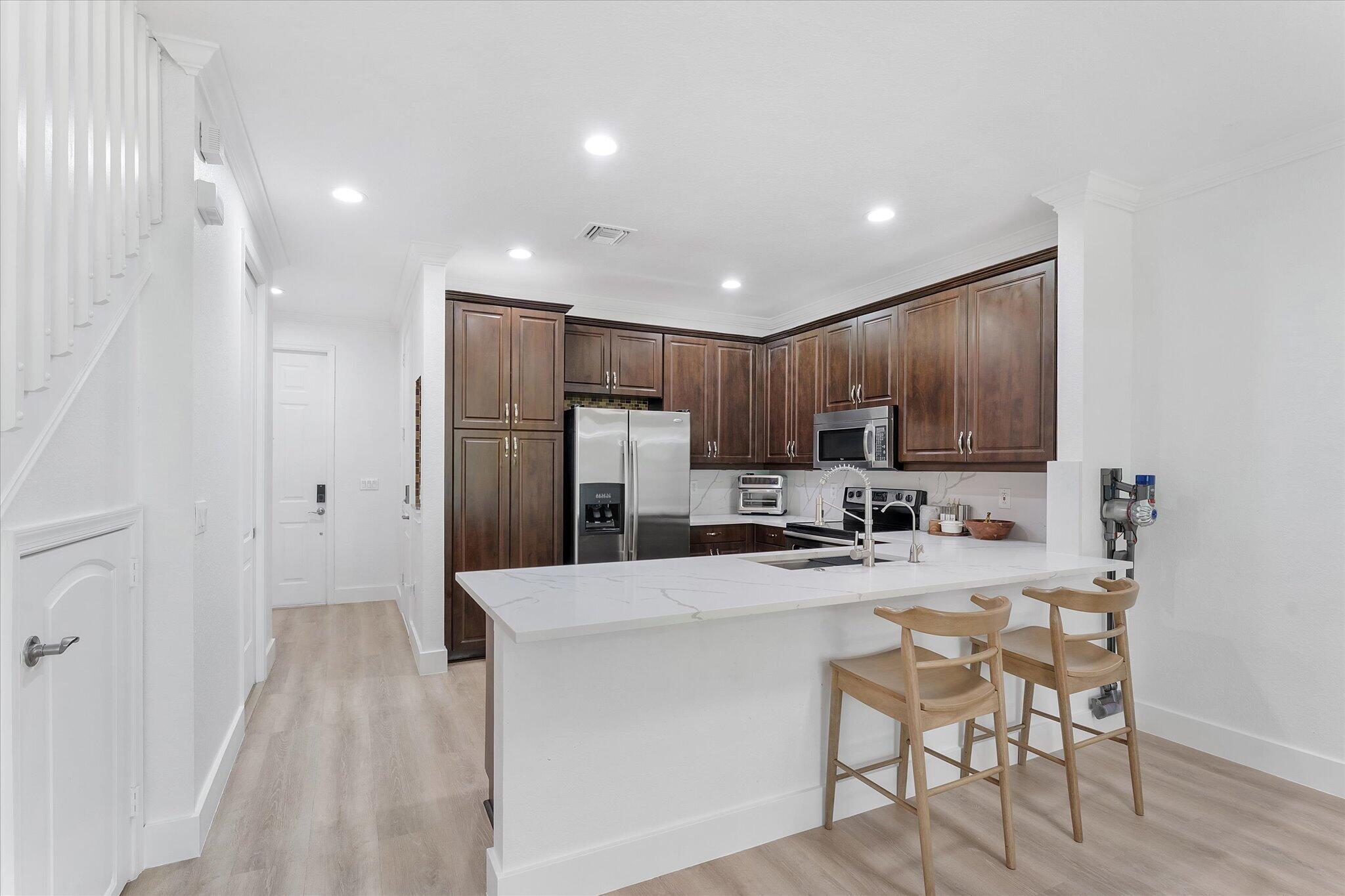7783 DEERCREEK Court — Photo 5