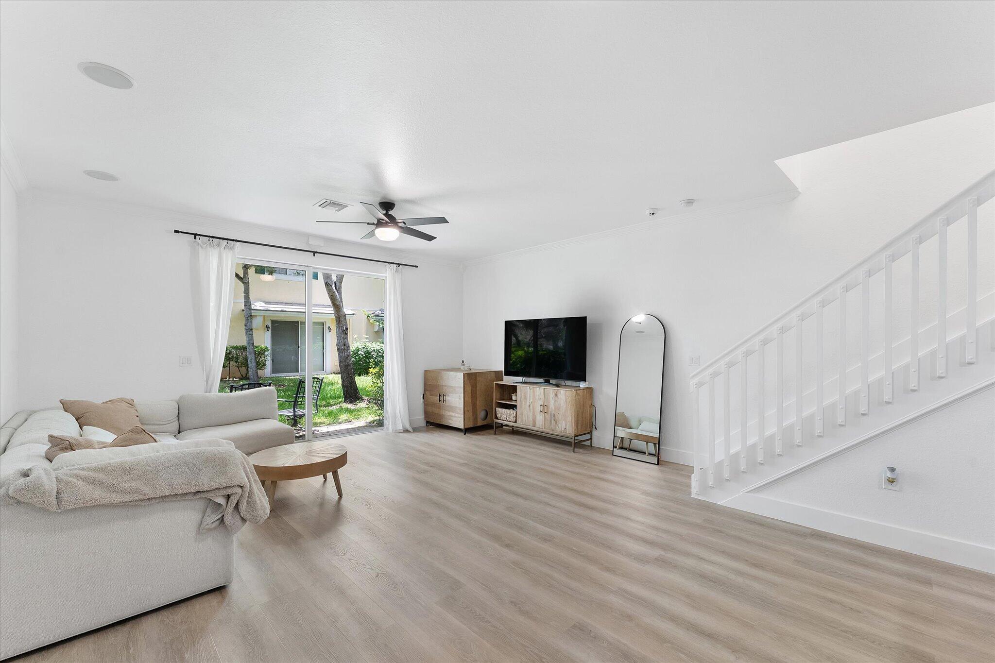 7783 DEERCREEK Court — Photo 4