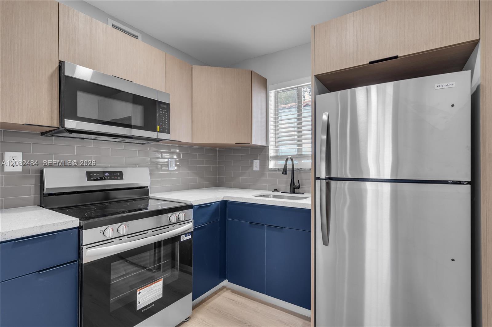 560 NE 63rd St # 3 — Photo 4