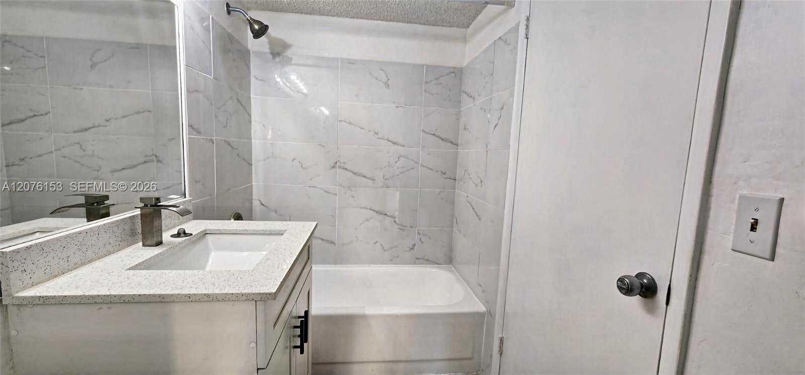 6339 La Costa Dr # B — Photo 5