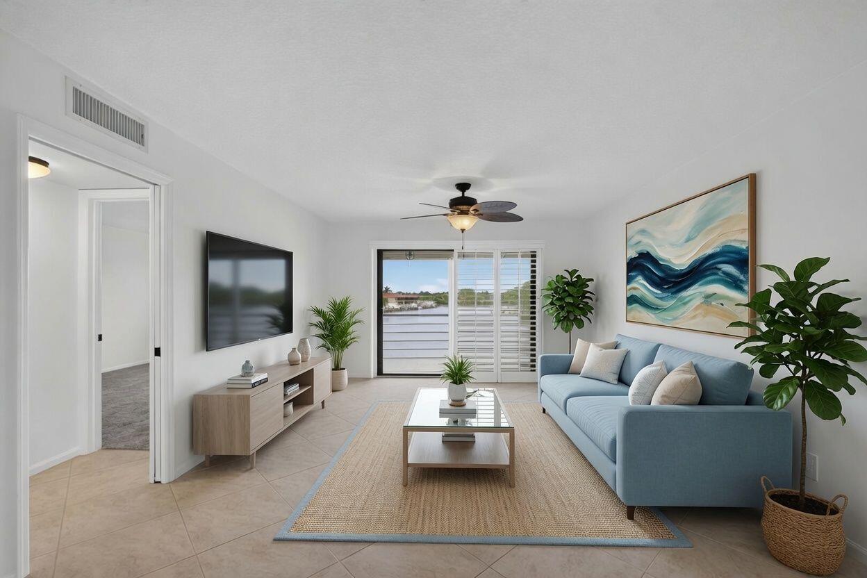 313 LAKE Circle # 311, North Palm Beach FL 33408
