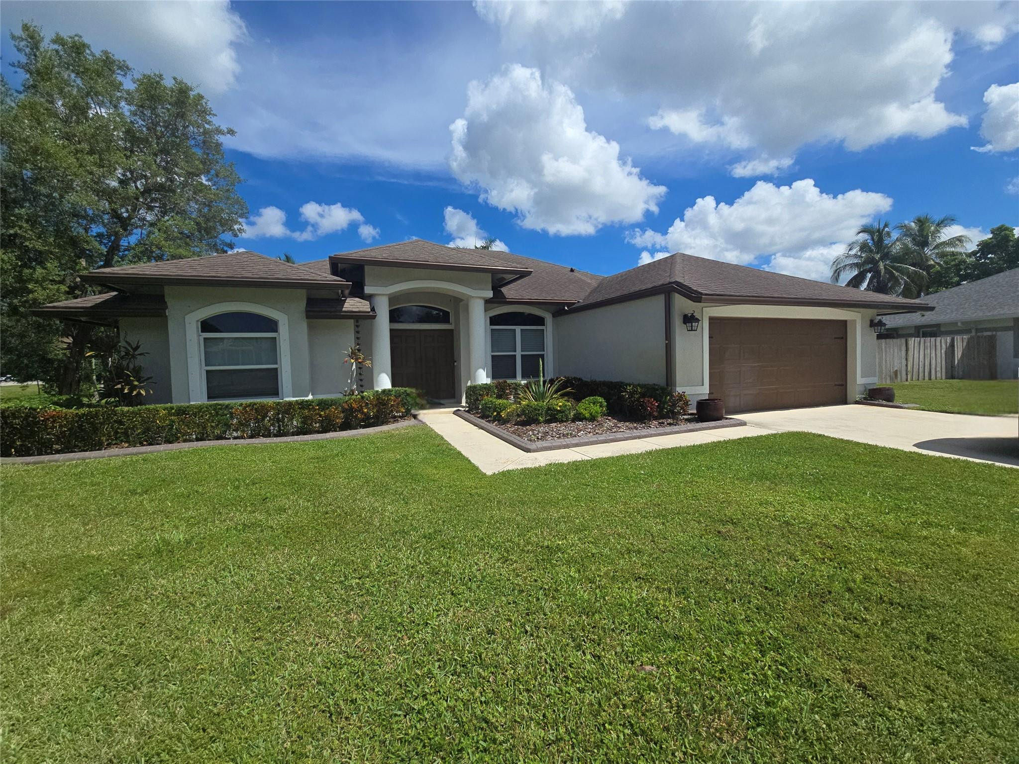 13917 Sheffield Court, Wellington FL 33414