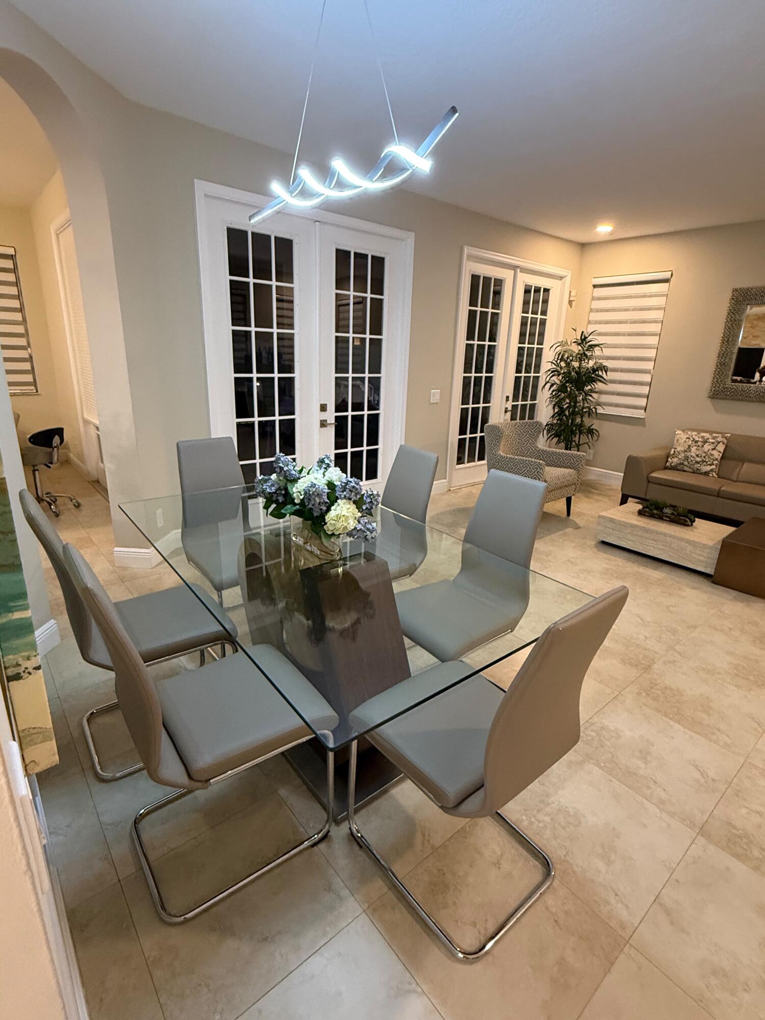 844 Falling Water Road — Photo 3