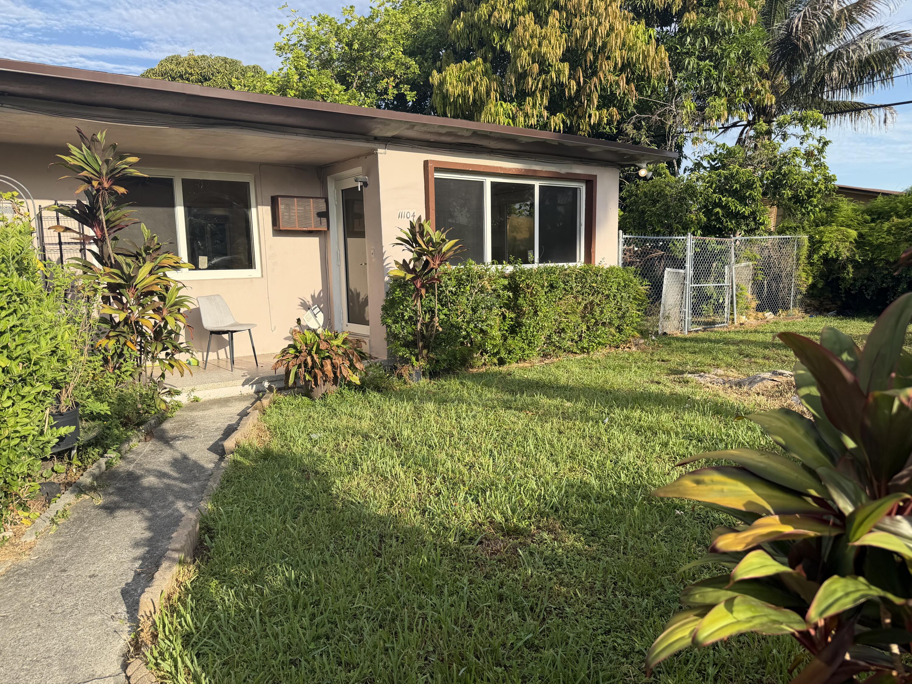 11102 NW 11TH Avenue, Miami FL 33168