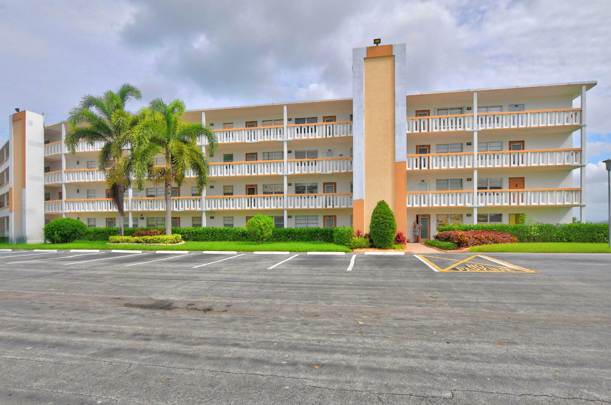 3045 Cornwall C, Boca Raton FL 33434