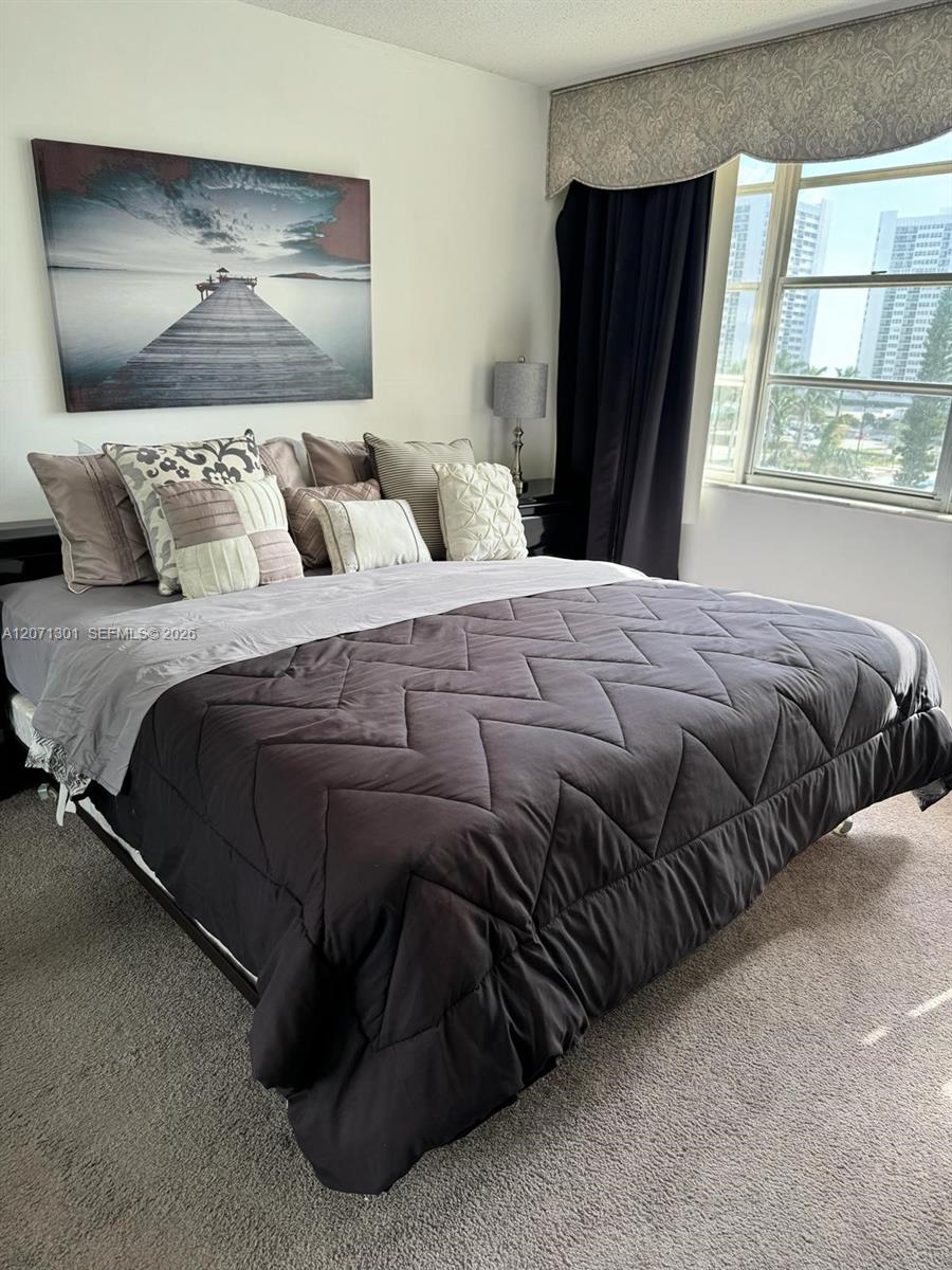 1825 S Ocean Dr # 514 View 3