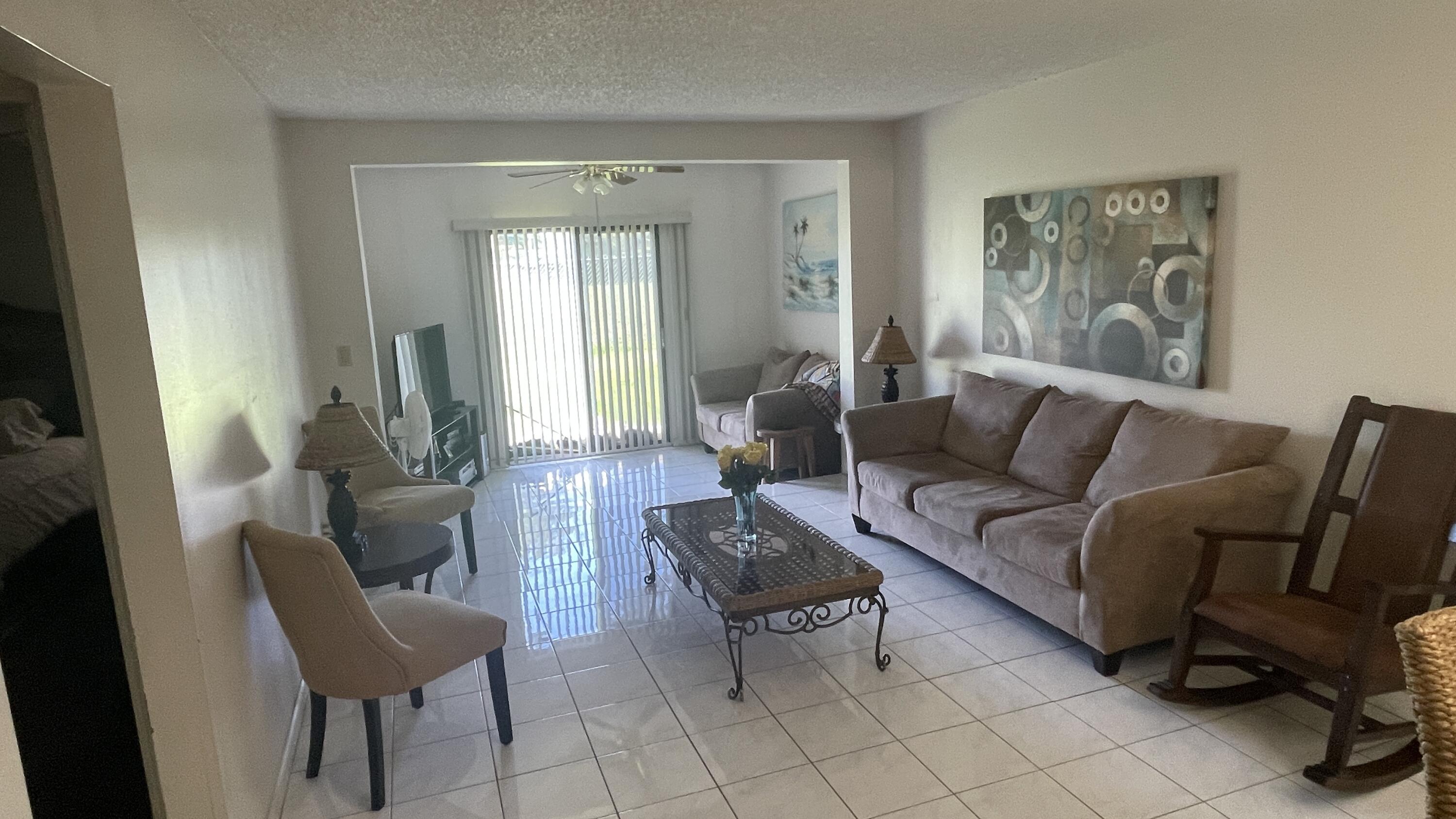 7911 SOUTHGATE Boulevard # B2 — Photo 2