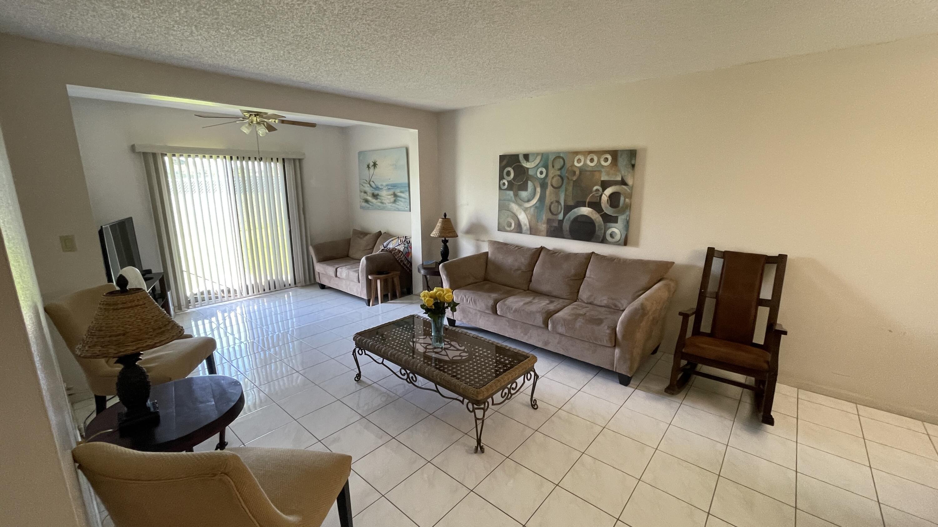 7911 SOUTHGATE Boulevard # B2 — Photo 4