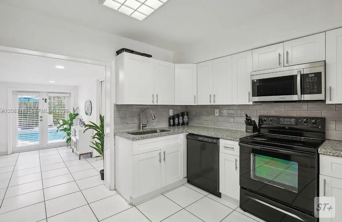 6445 SW 22nd St — Photo 5