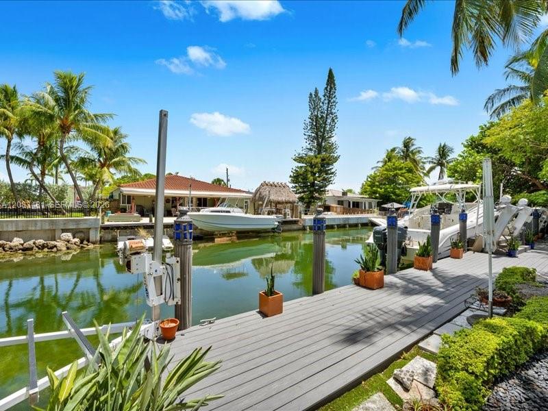1150 N Biscayne Point Rd — Photo 3