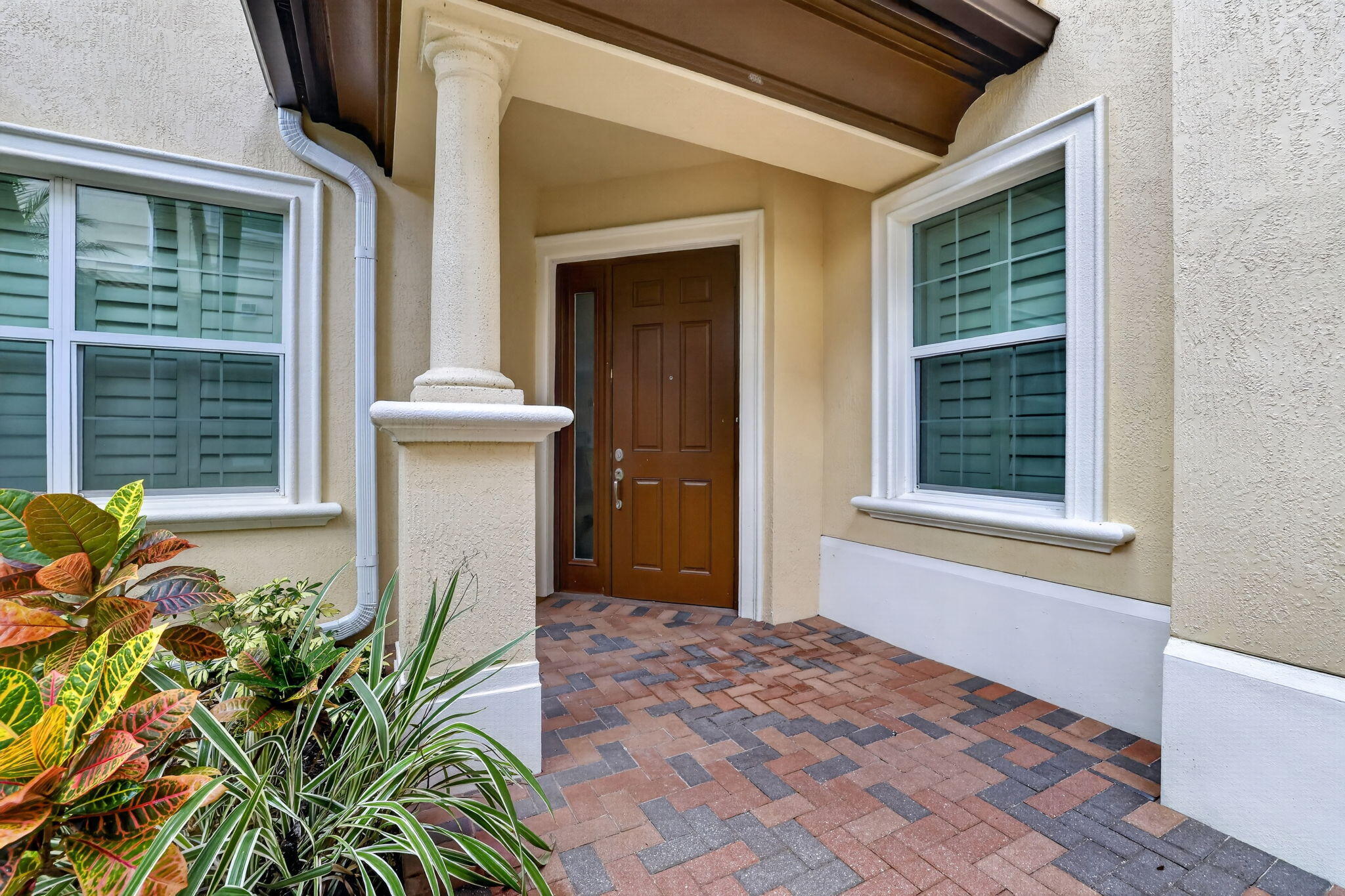 127 Tresana Boulevard # 61 — Photo 4