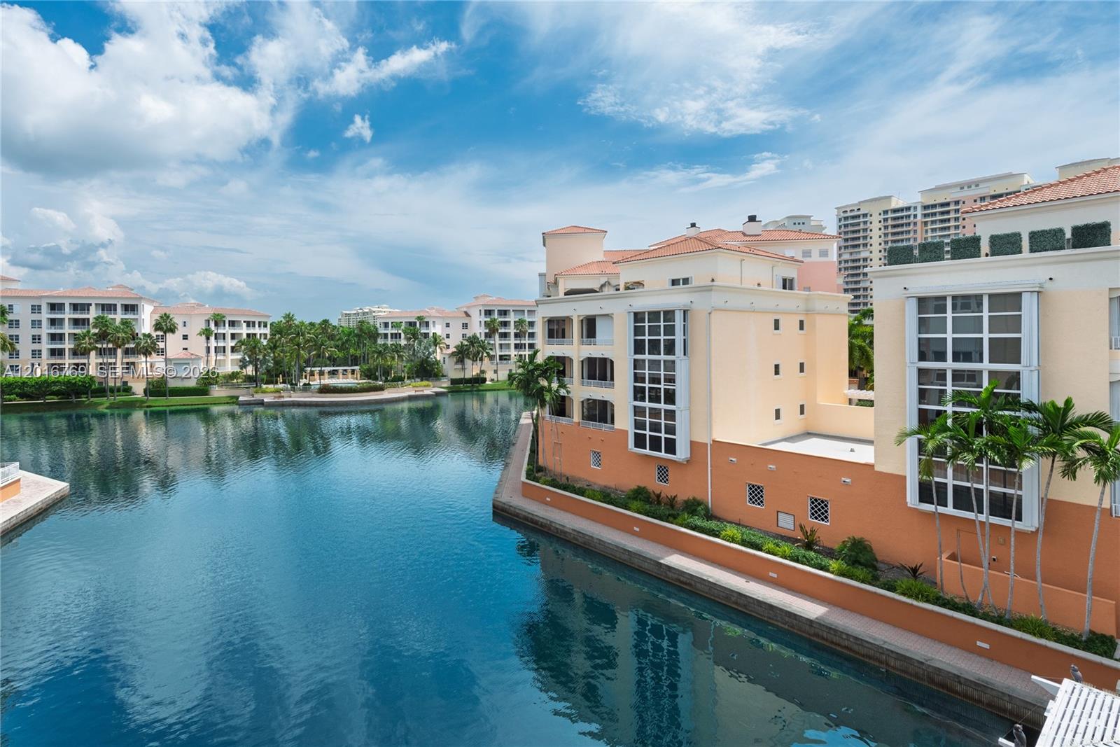 737 Crandon Blvd # 402, Key Biscayne FL 33149
