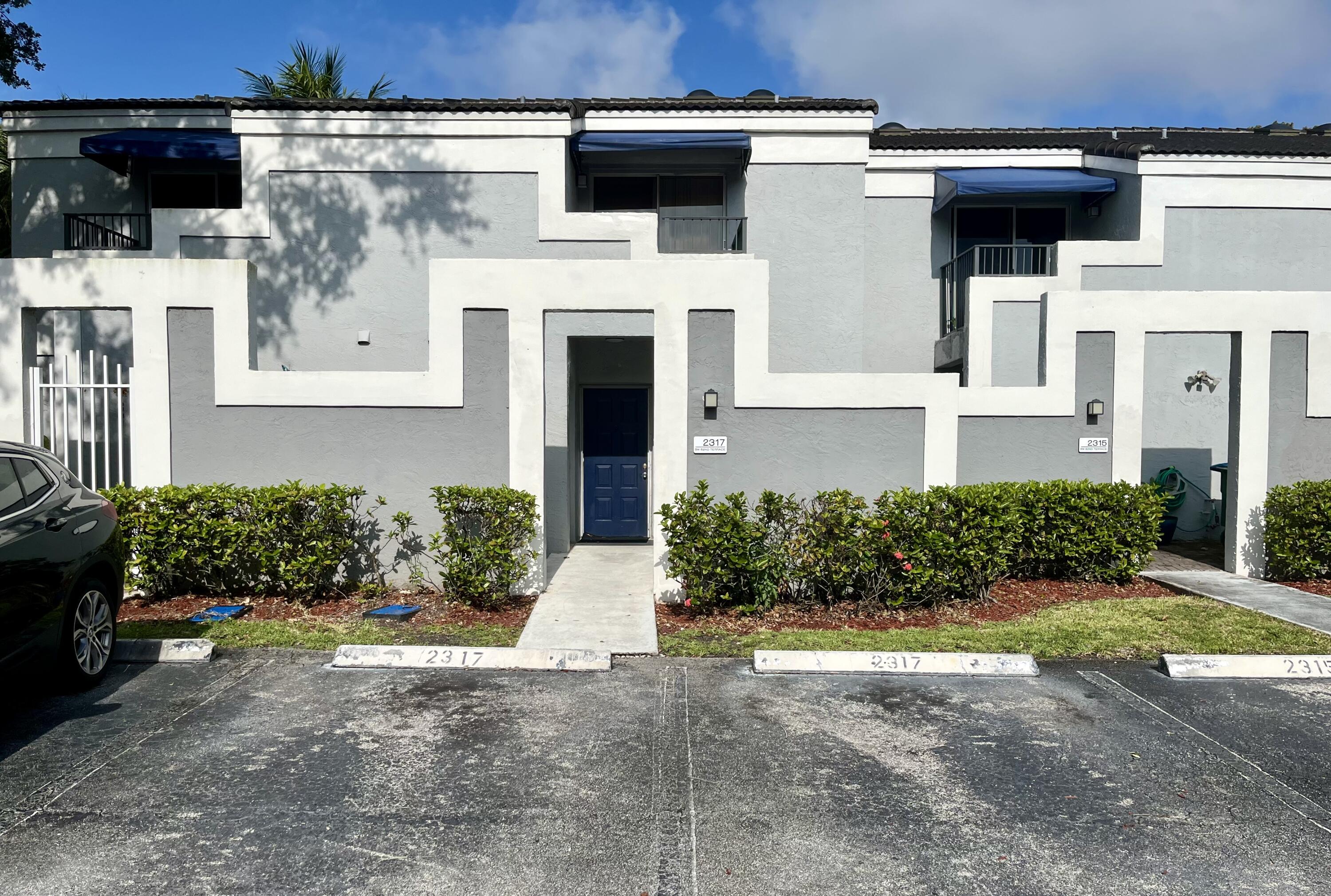 2317 SW 82nd Terrace, North Lauderdale FL 33068