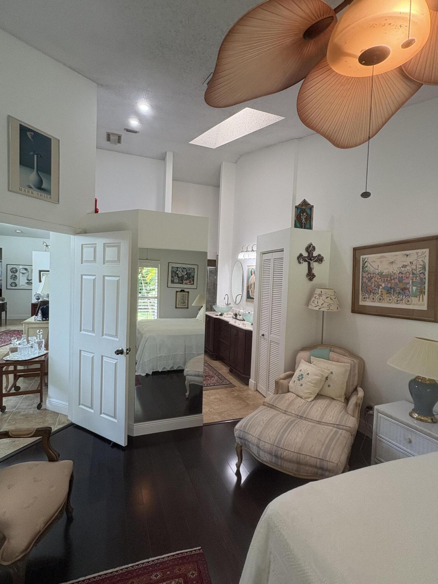 1604 Rosewood Way — Photo 4