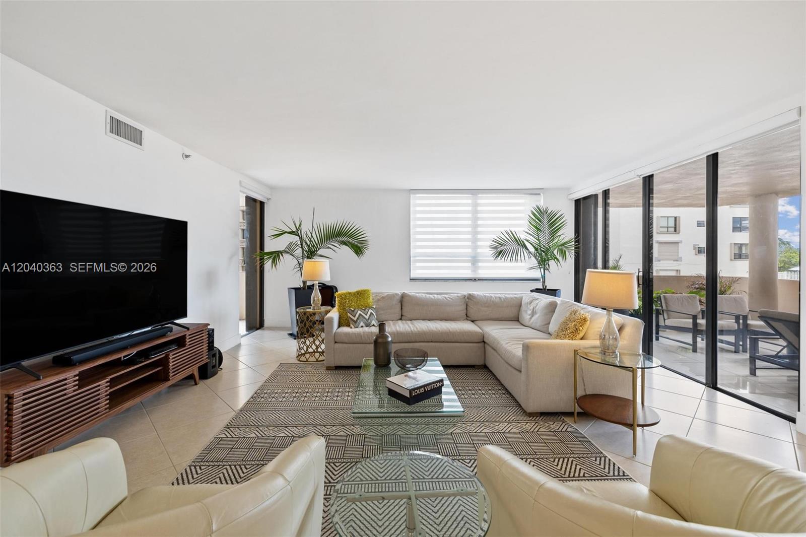 10175 Collins Ave # 103 — Photo 4