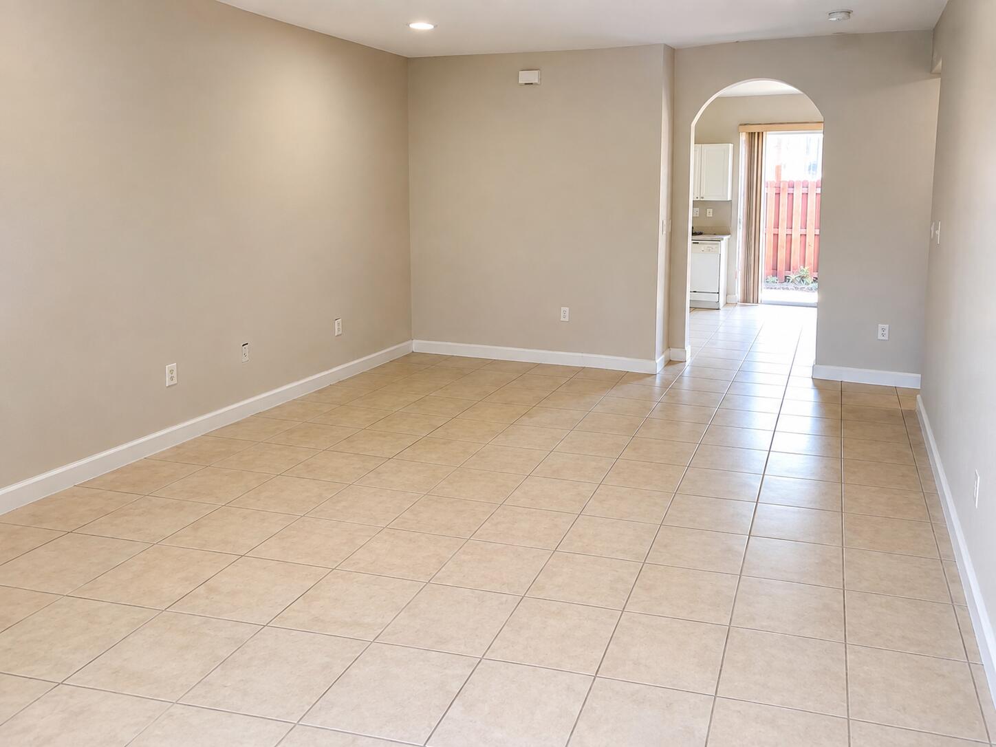 5610 NW 107th Avenue # 1314 — Photo 2