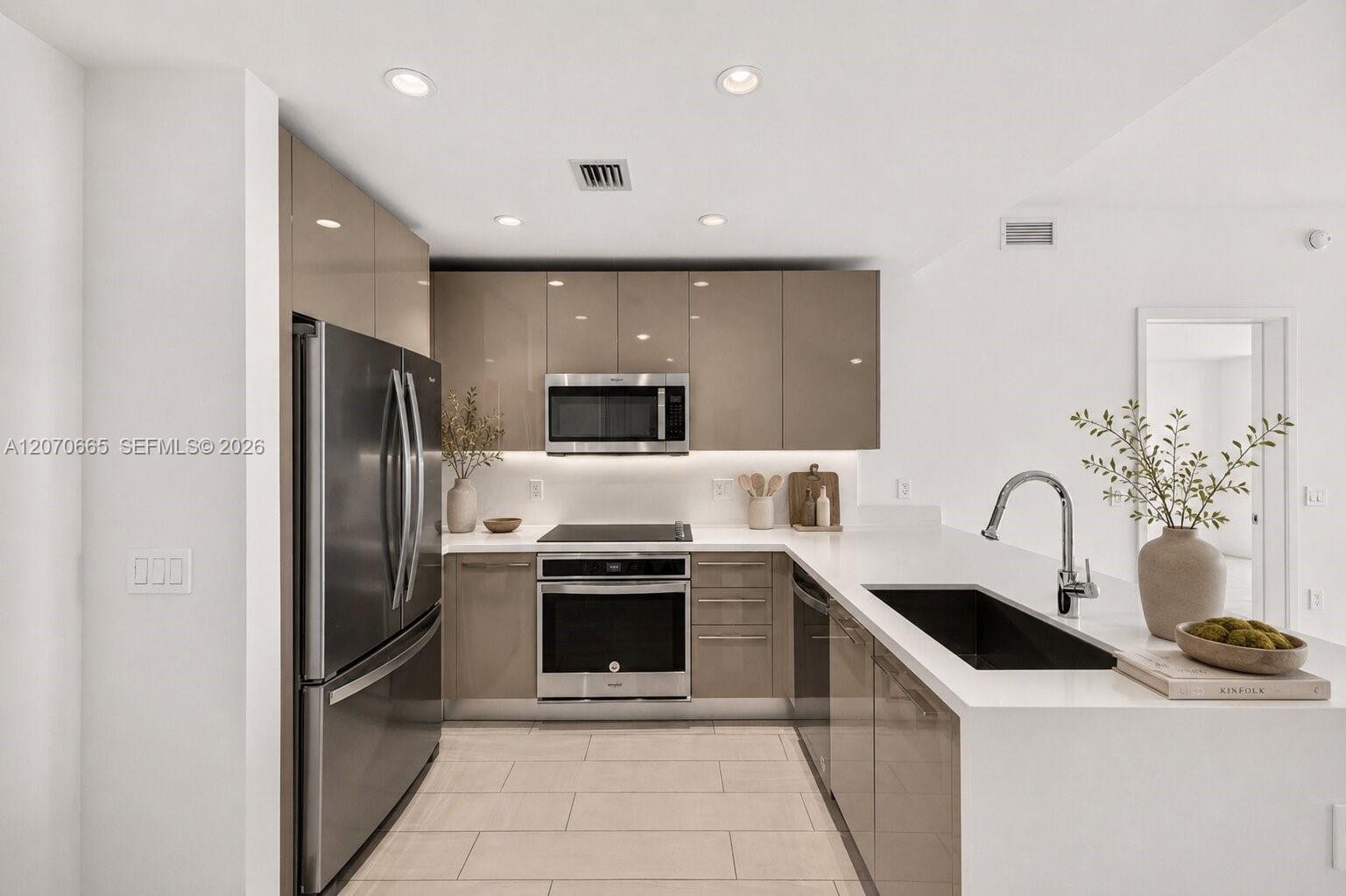 2000 Metropica Way # 2111 — Photo 4
