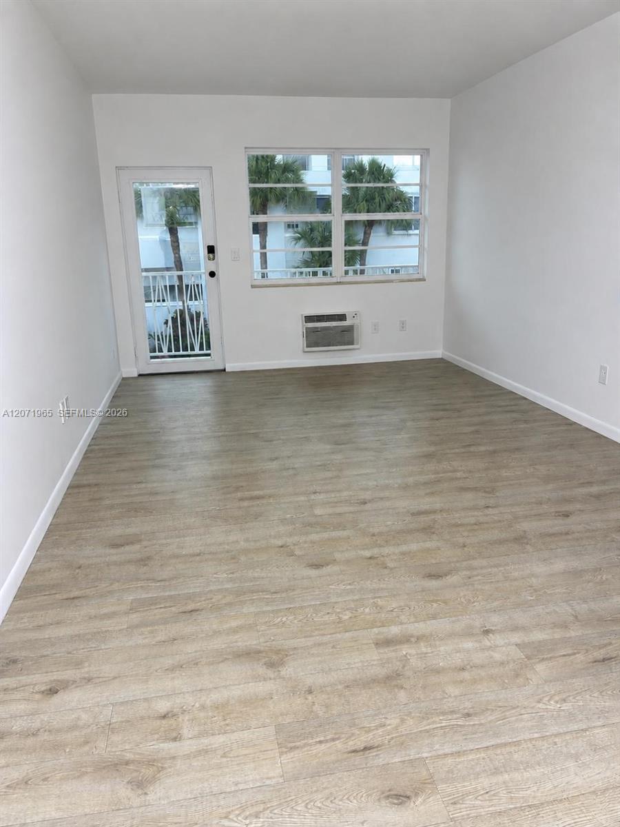 620 76th St # 10 — Photo 3