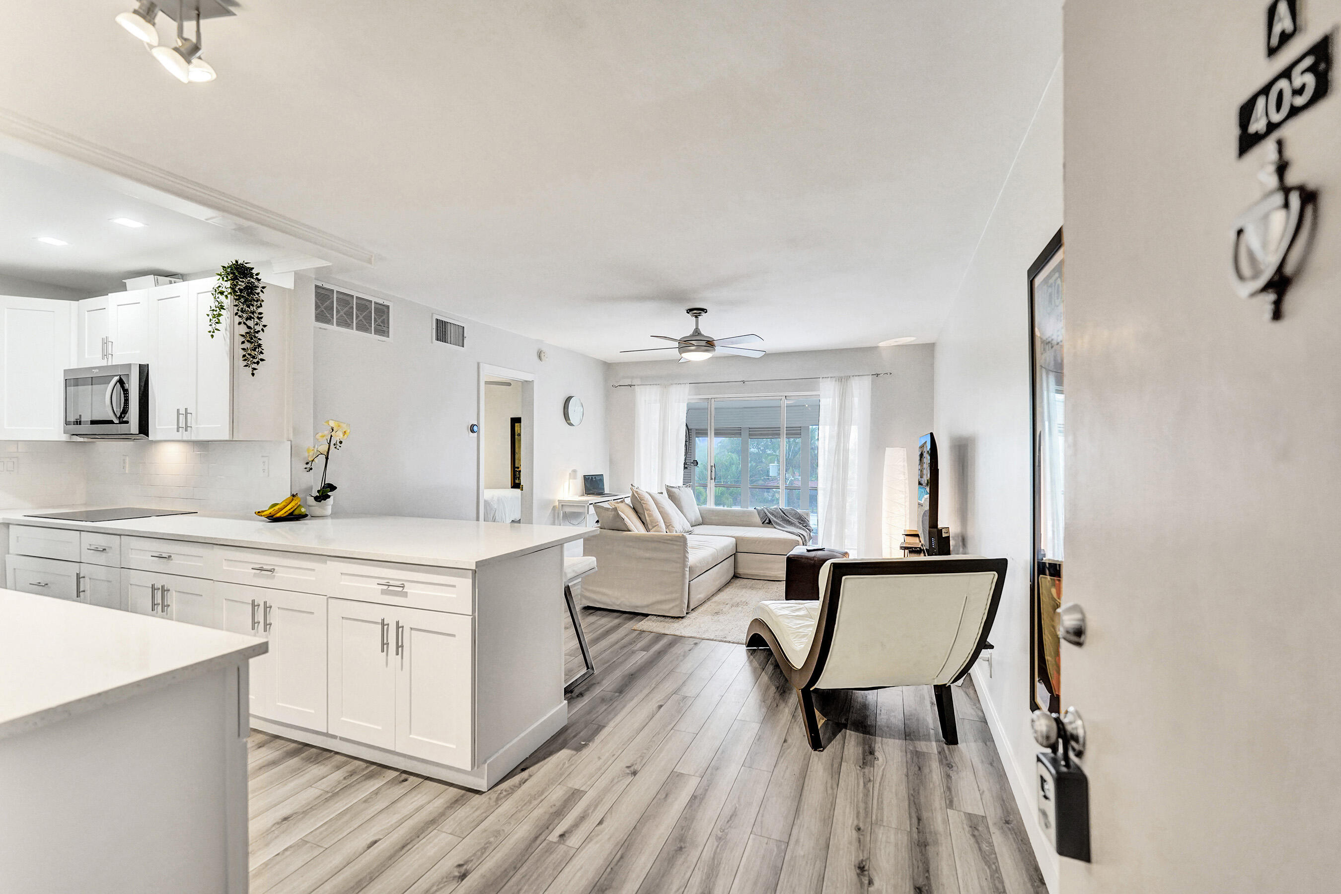 3040 NE 16th Avenue # A405, Oakland Park FL 33334