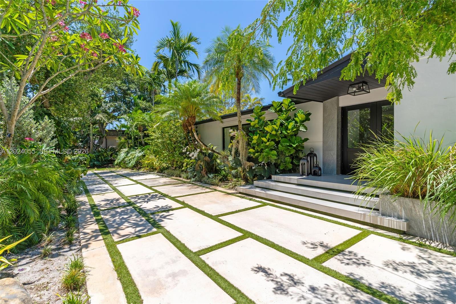 13400 SW 70th Ave, Pinecrest FL 33156