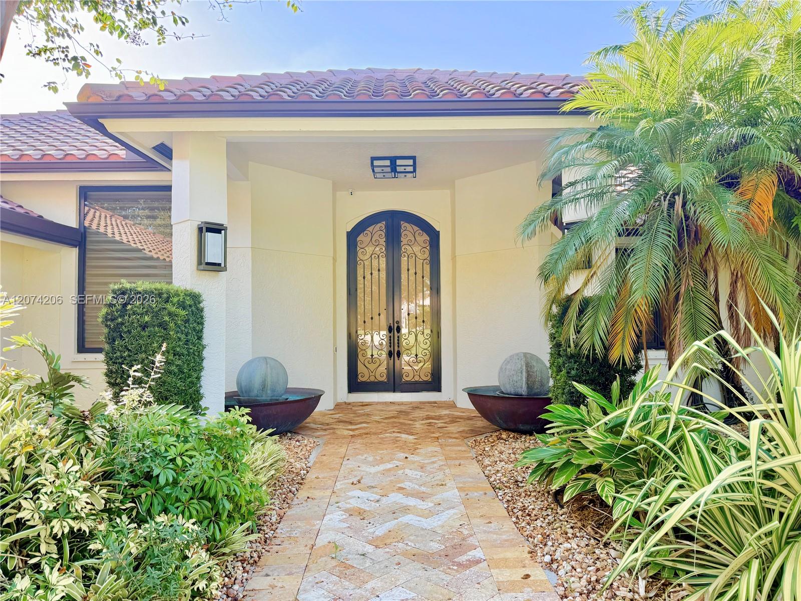 2880 Windmill Ranch Rd, Weston FL 33331