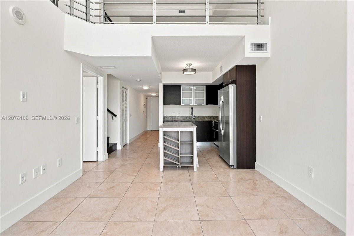 41 SE 5th St # 1908 — Photo 3