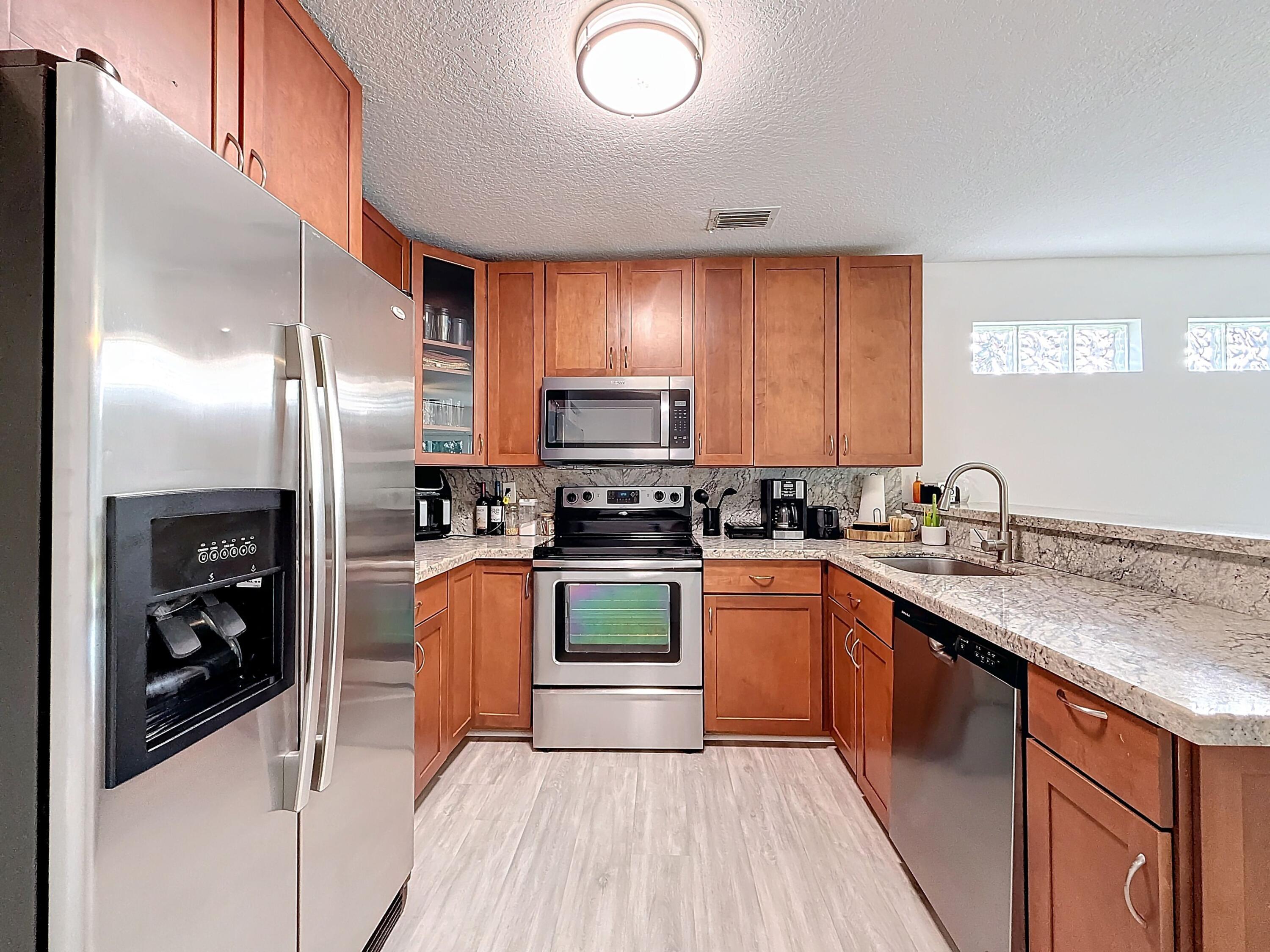 3123 Sunset Circle — Photo 4