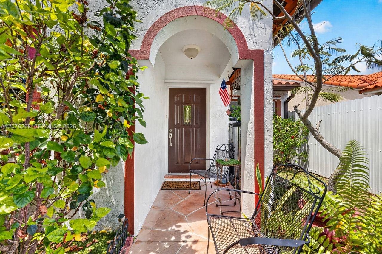 25014 SW 123rd Pl — Photo 2