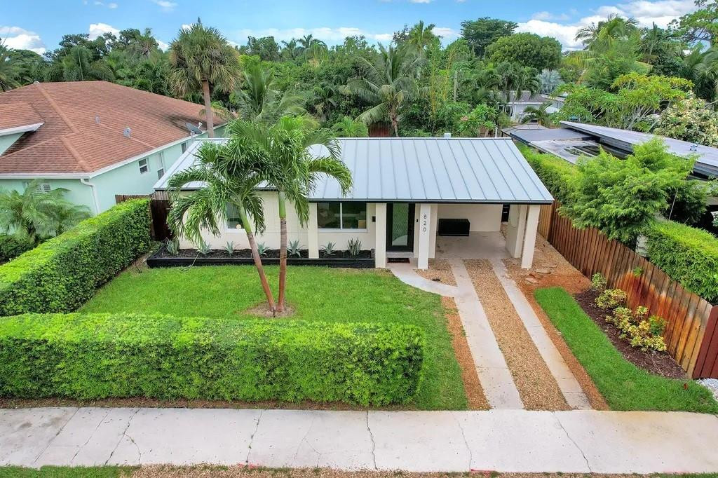 820 NE 17th Street, Fort Lauderdale FL 33305
