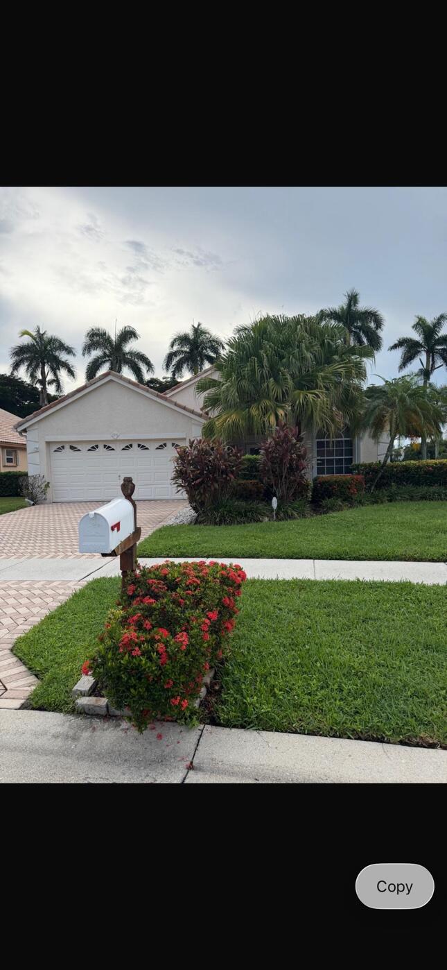 1951 OAK BERRY Circle, Wellington FL 33414