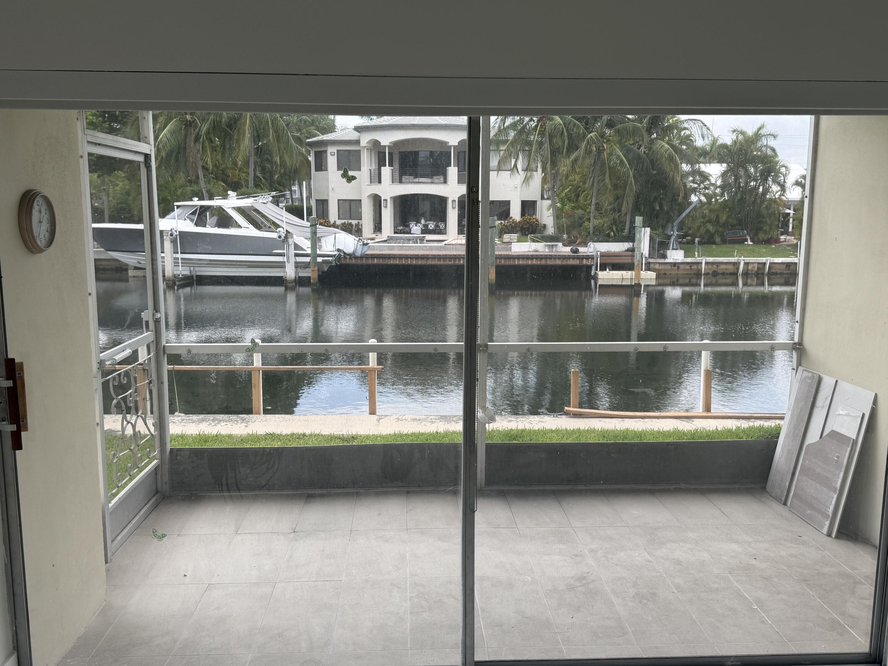 460 Paradise Isle Boulevard # 101, Hallandale Beach FL 33009