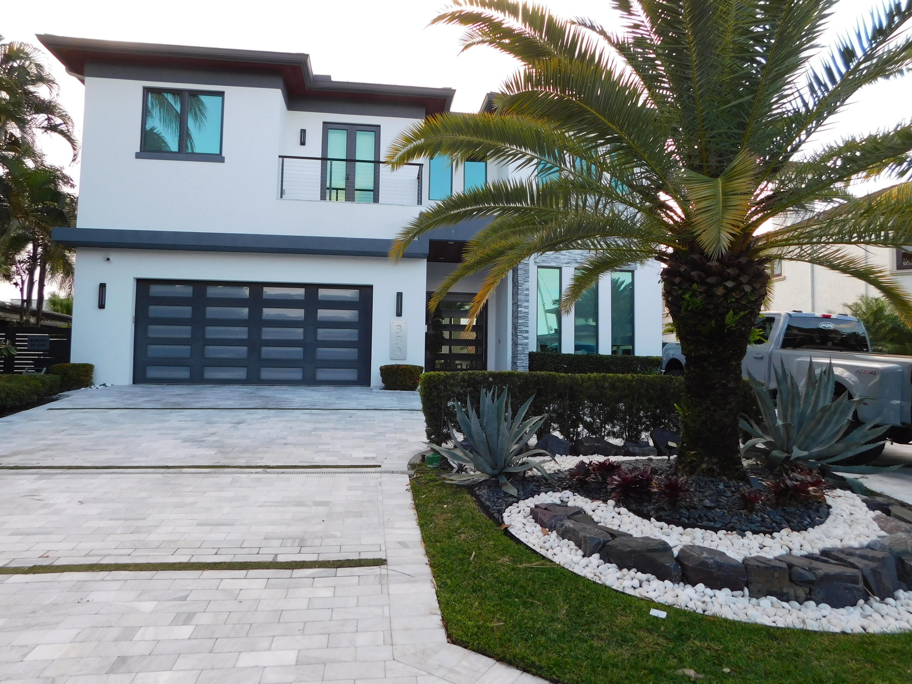 334 Isle Of Capri Drive, Fort Lauderdale FL 33301