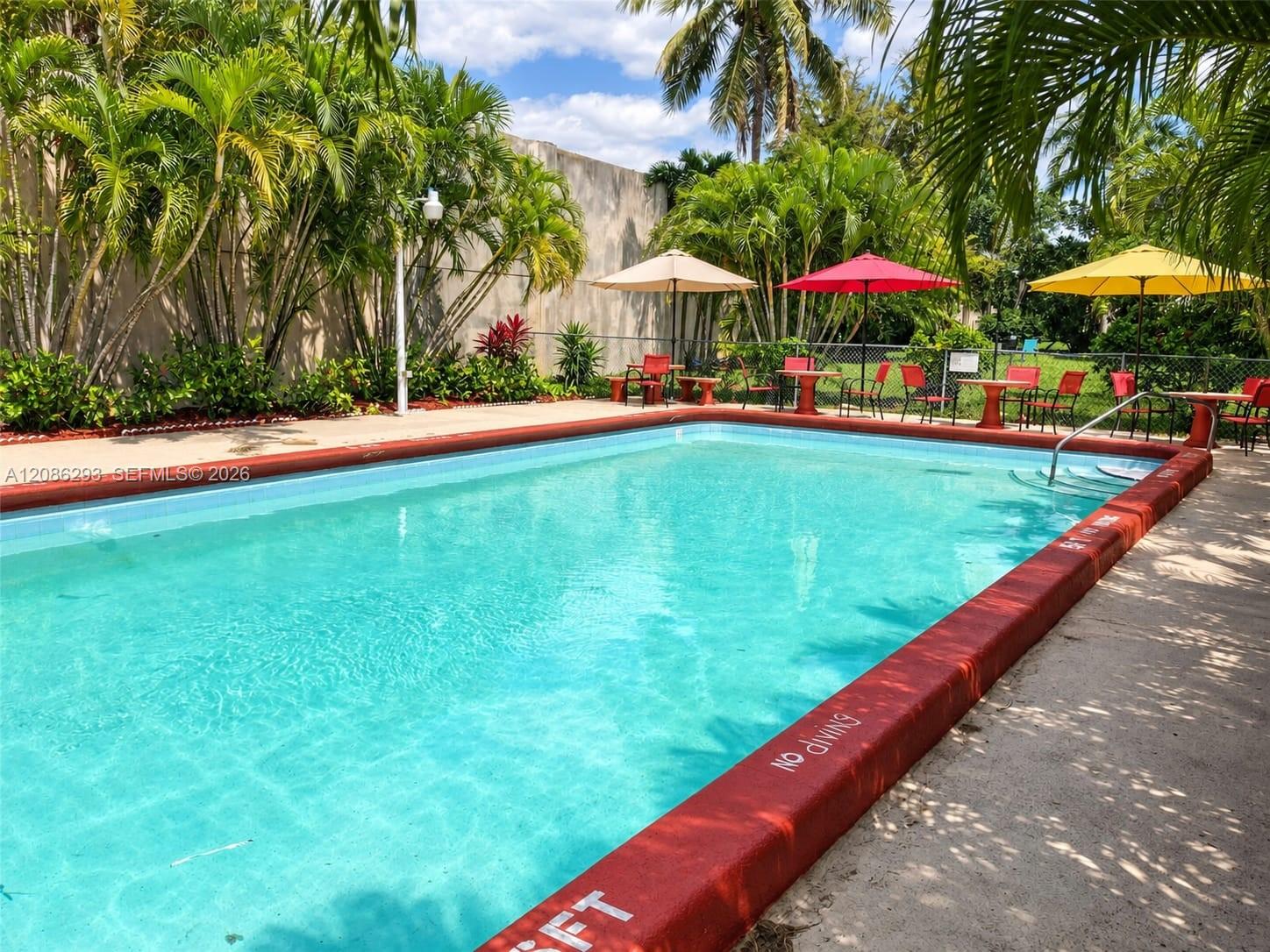 2915 Plunkett St # 11D, Hollywood FL 33020