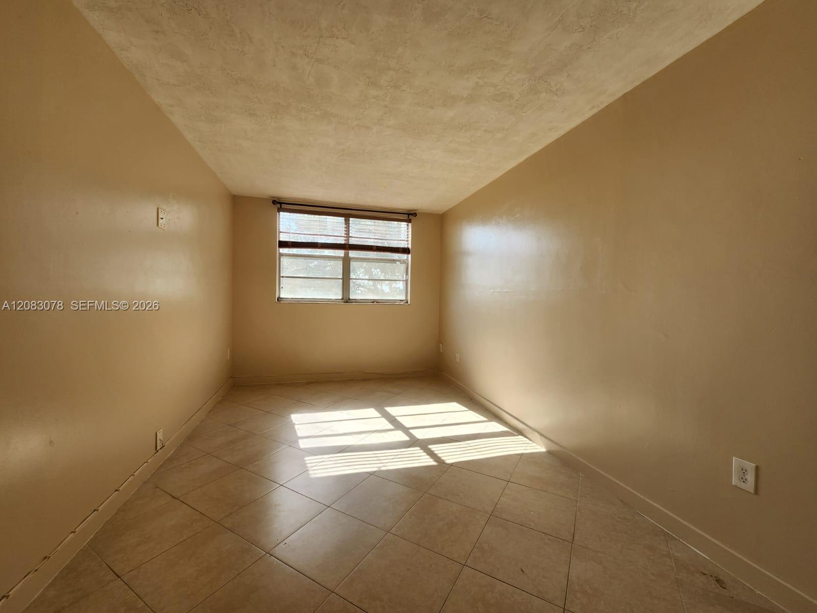 7300 NW 17th St # 319 — Photo 3