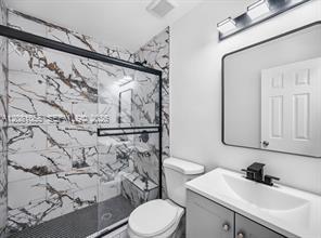 1230 NE 1st Ave — Photo 3
