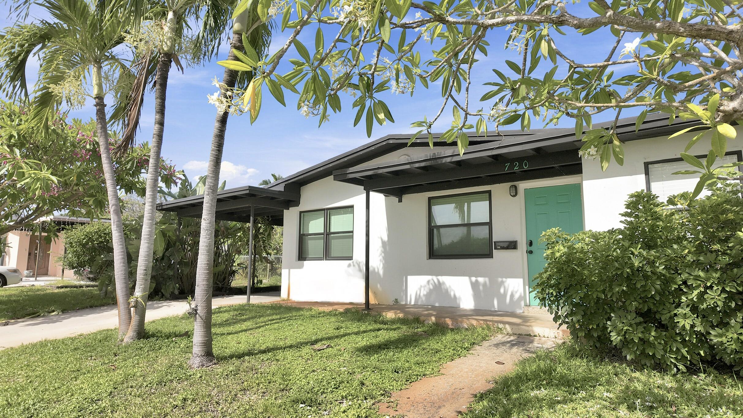 720 S 11th Street, Lantana FL 33462