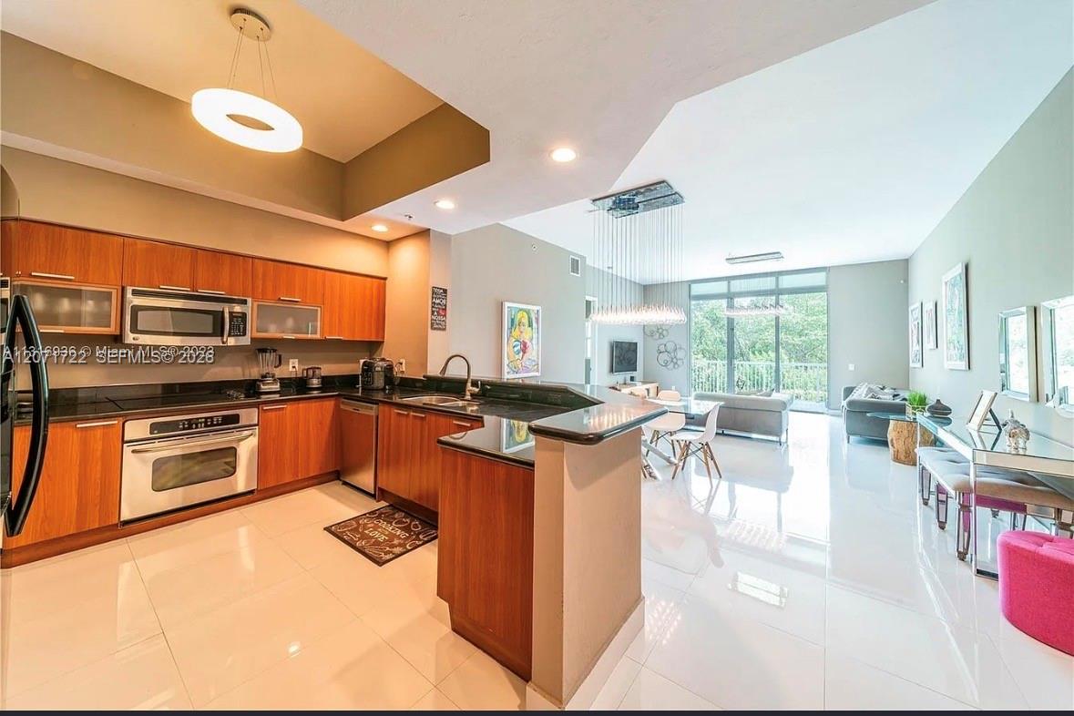 14951 Royal Oaks Ln # 102 View 10
