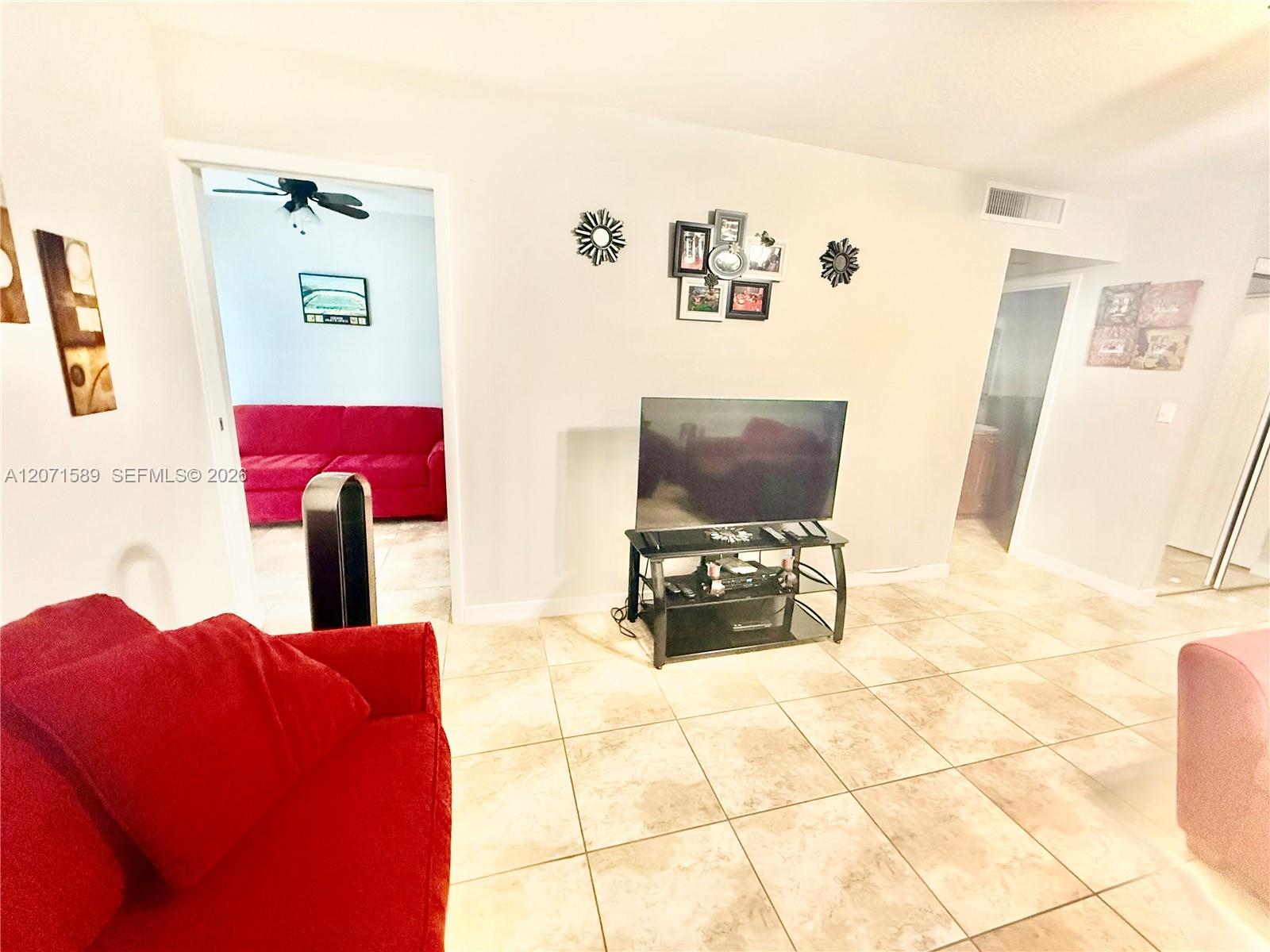17560 Atlantic blvd # 511 — Photo 5