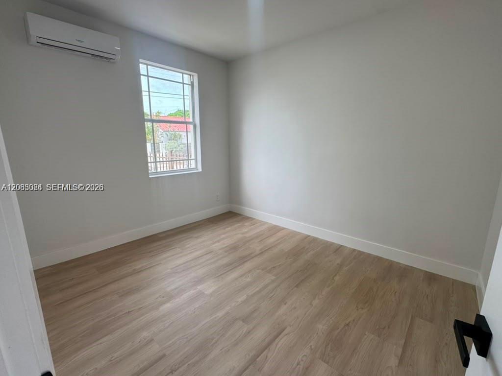 2425 SW 6th St # 9 — Photo 3