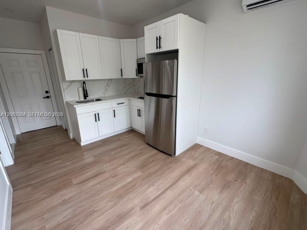 2425 SW 6th St # 9 — Photo 5