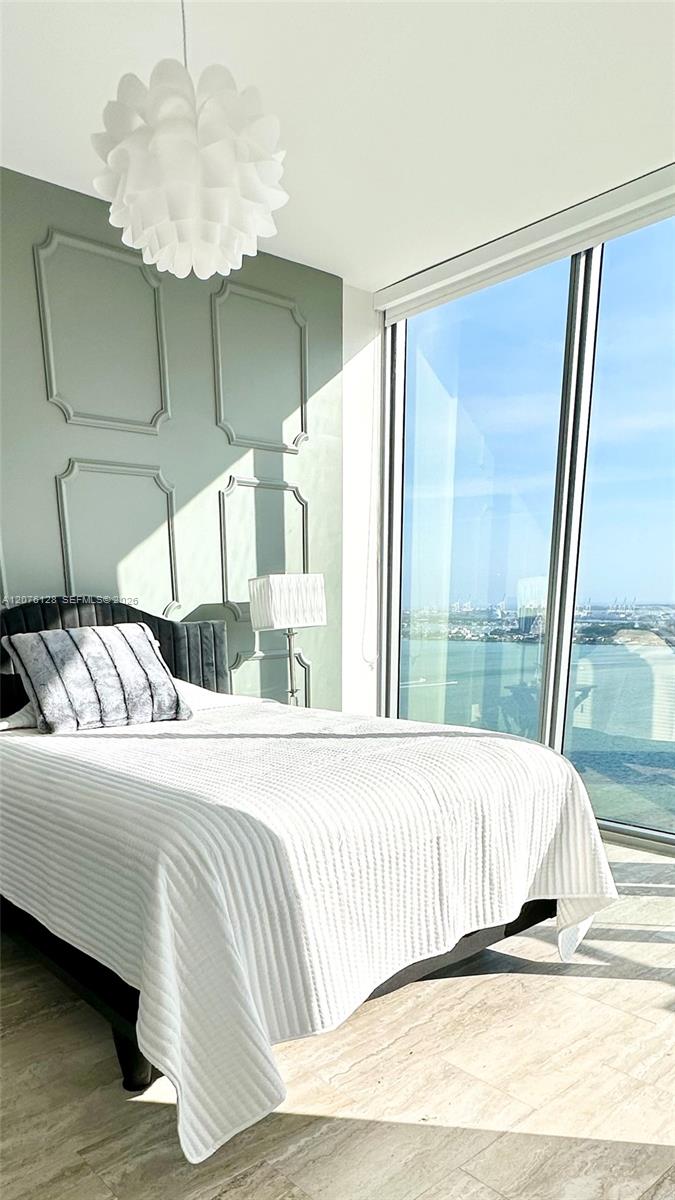 2900 NE 7th Ave # 2909 — Photo 3