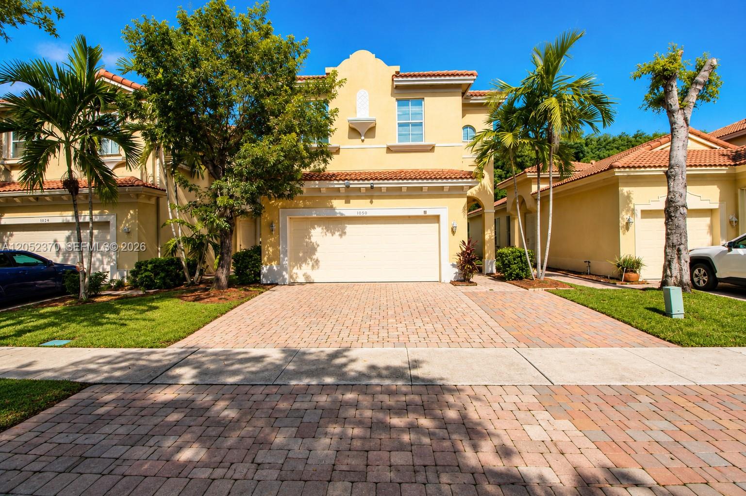 1030 NE 37th Ave, Homestead FL 33033