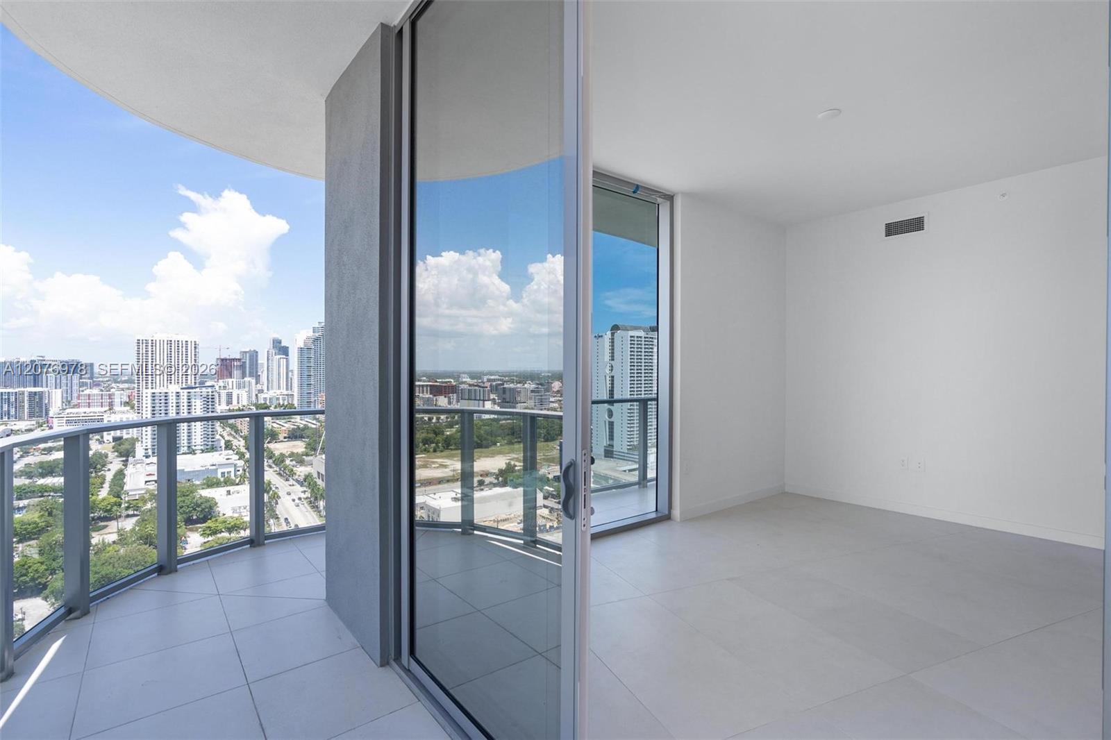 1400 Biscayne Blvd # 2507, Miami FL 33132