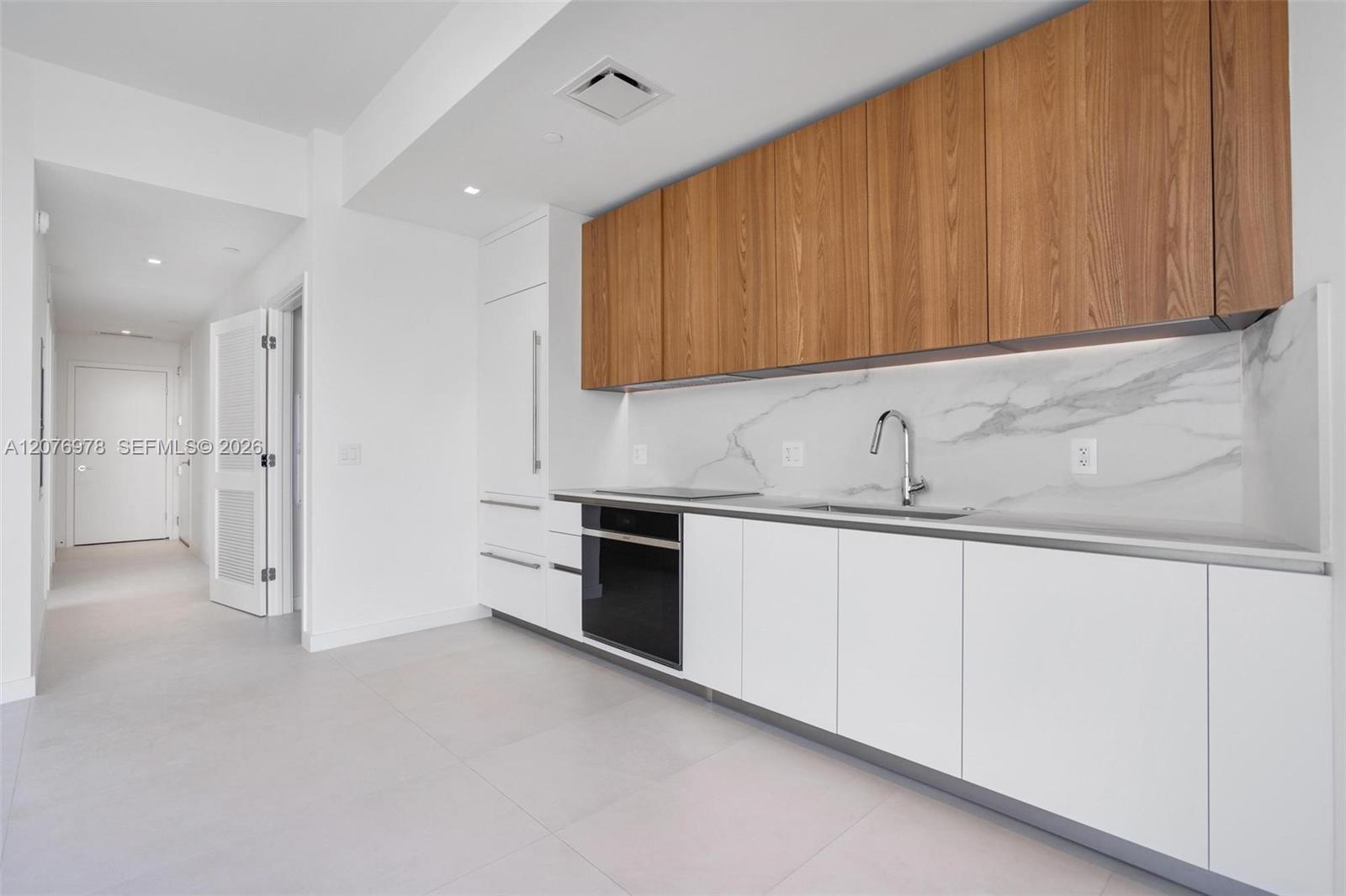1400 Biscayne Blvd # 2507 — Photo 5