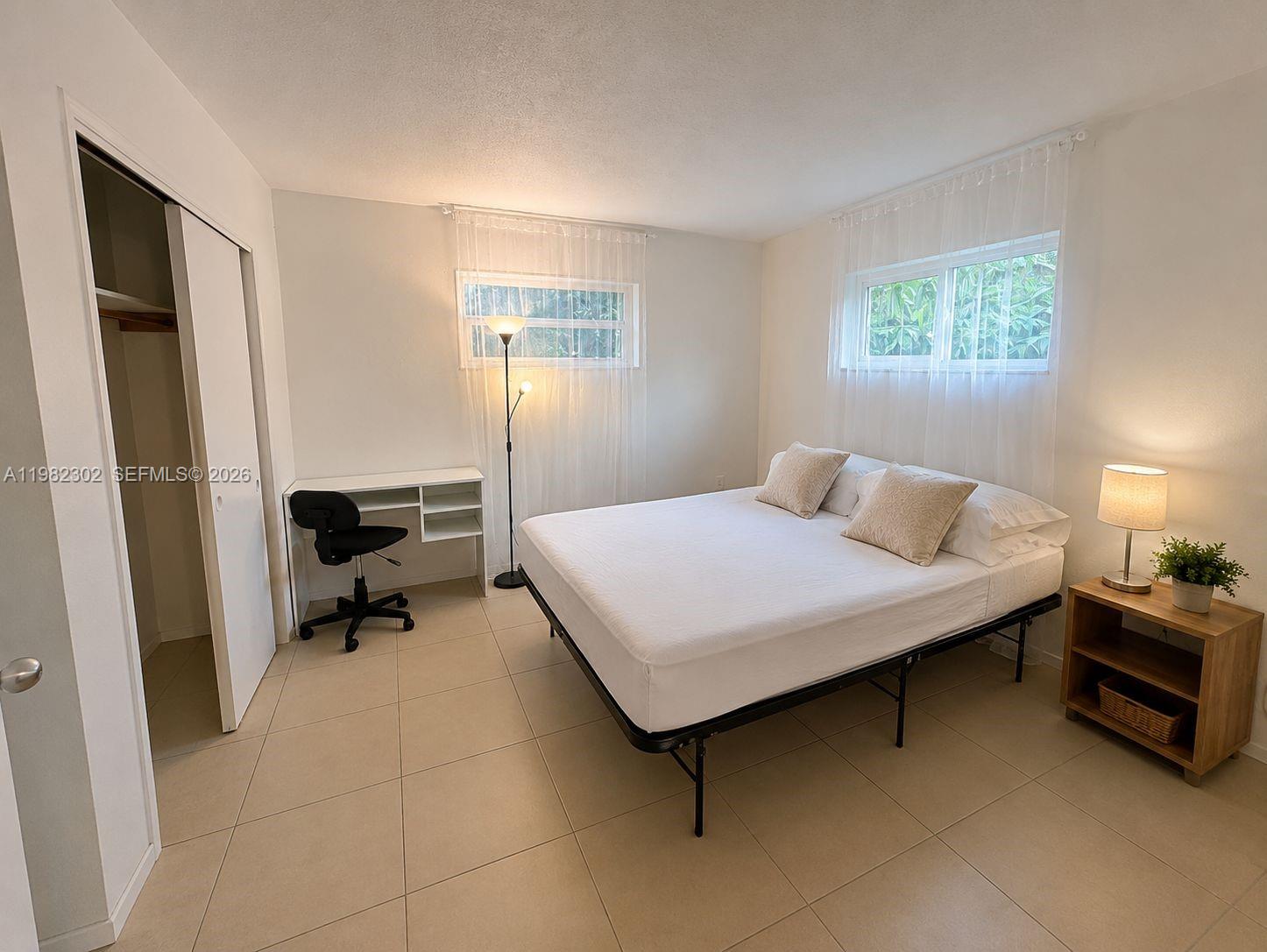 2620 SW 51st St # 2 — Photo 4