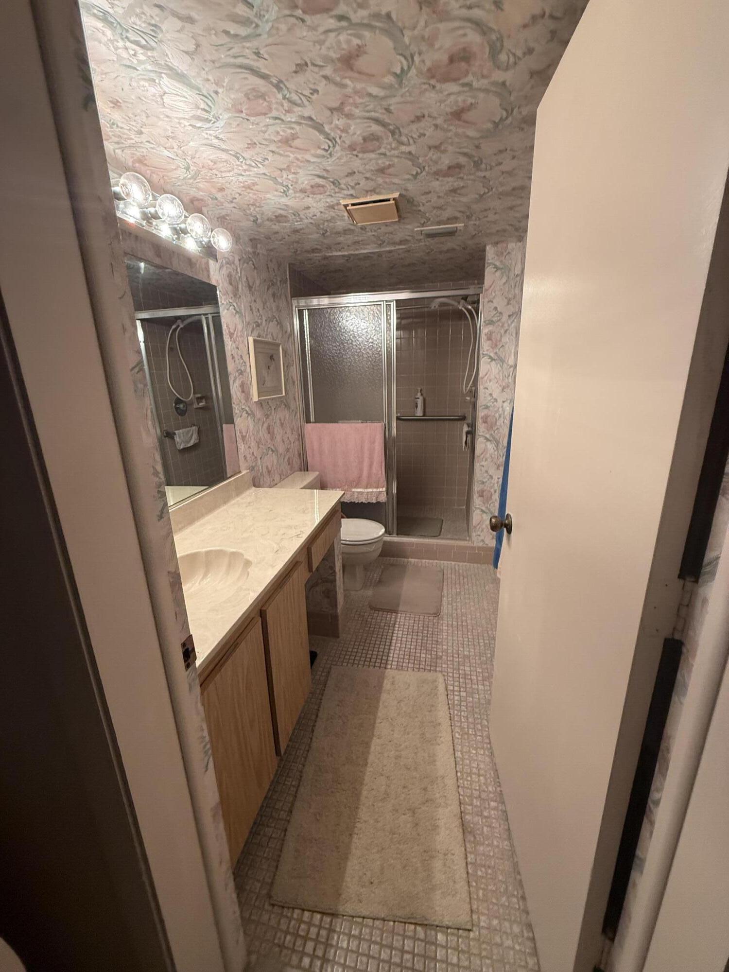 6585 KENSINGTON Lane # 102 — Photo 3