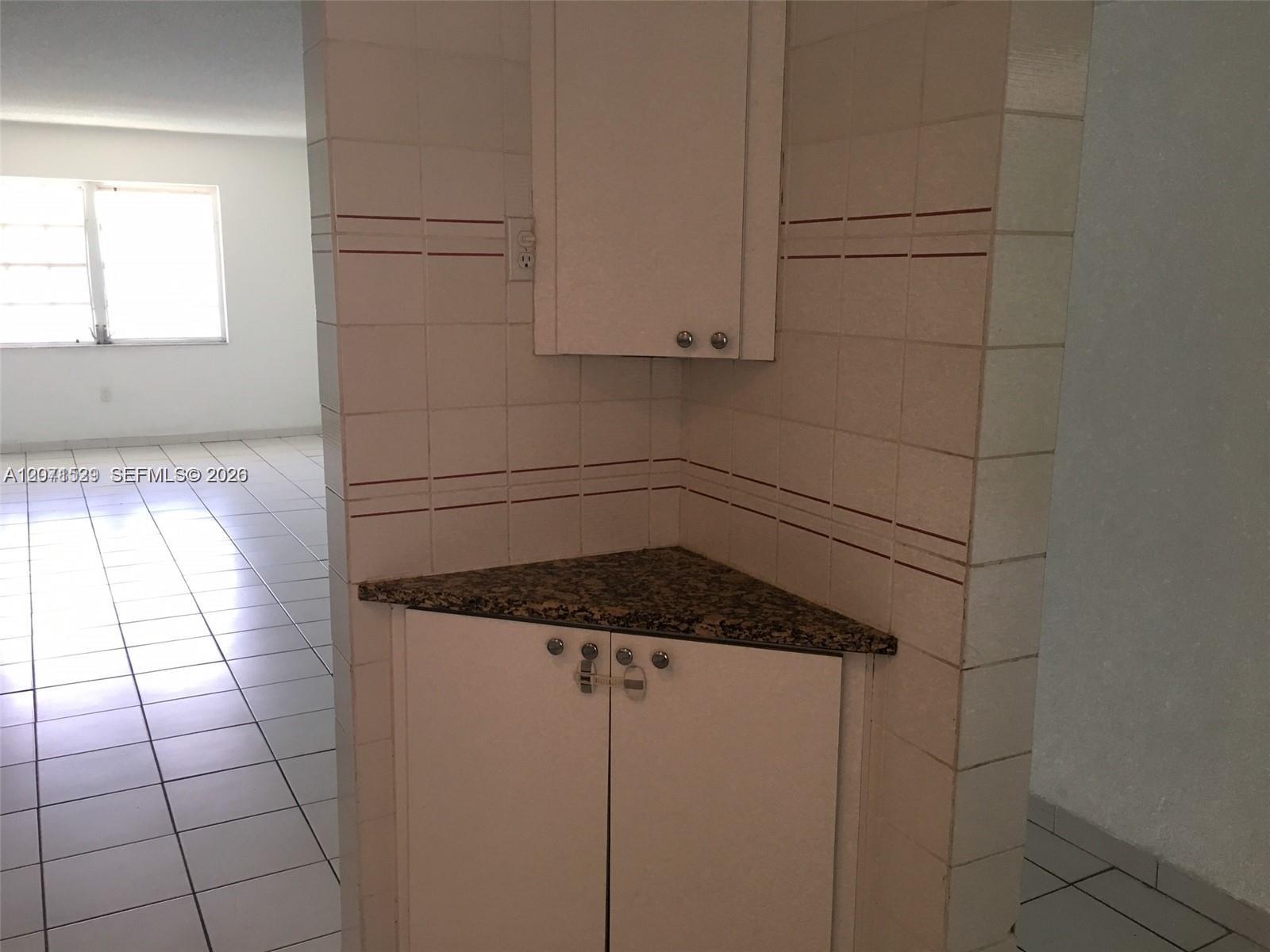 251 Galen Dr # 304E — Photo 4
