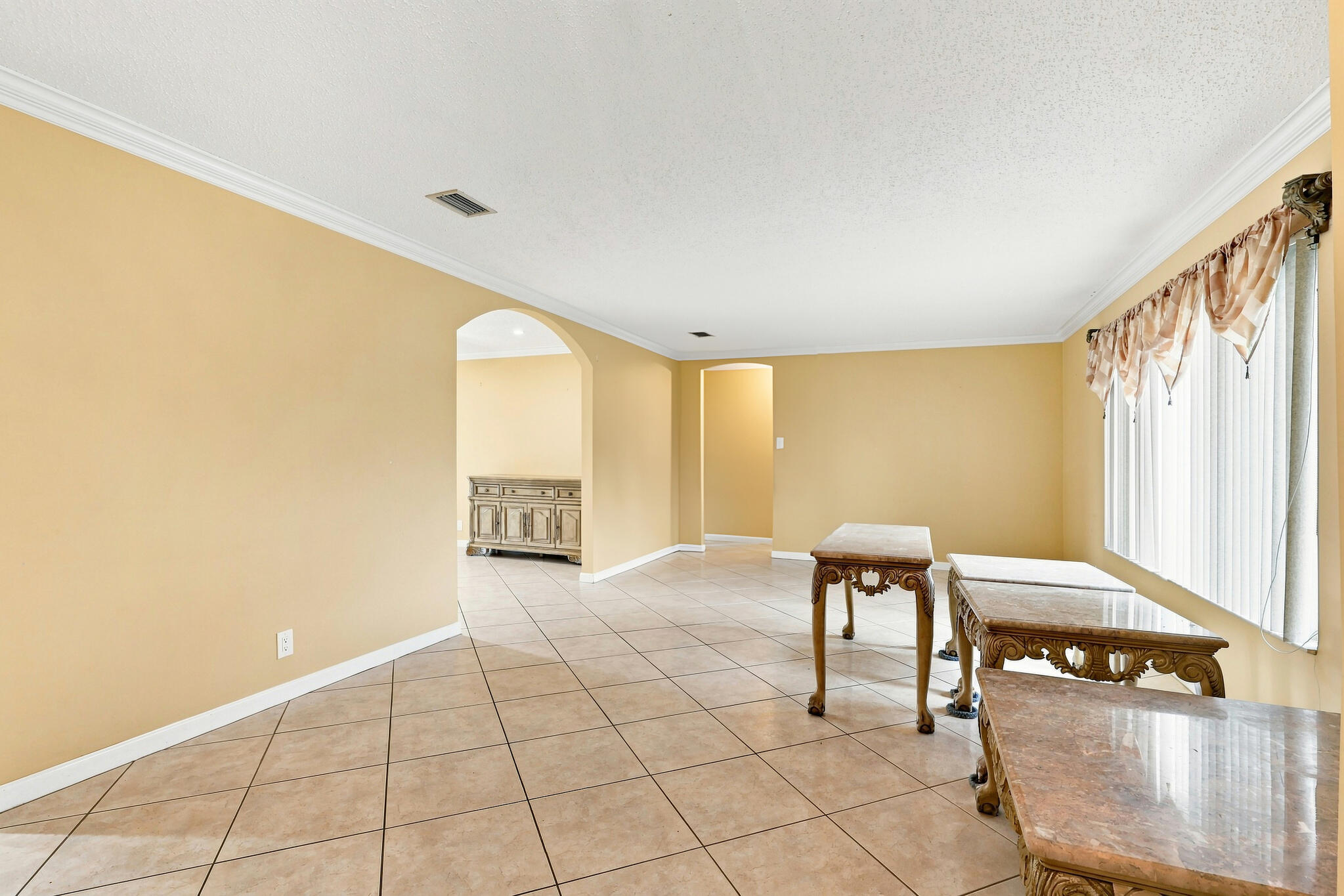 5088 Chelan Way — Photo 3