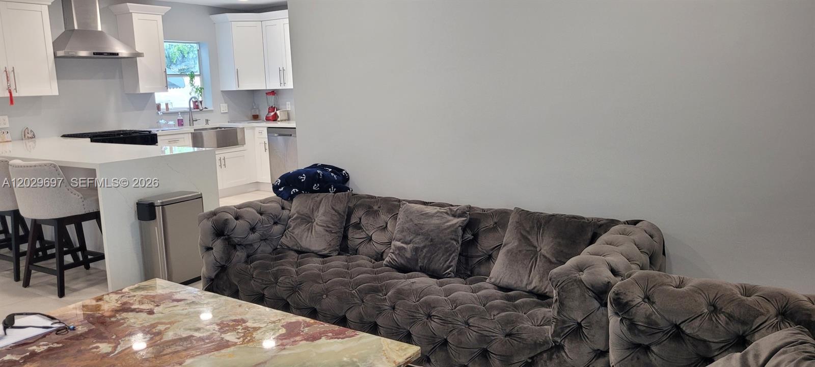 701 NE 14th St — Photo 5